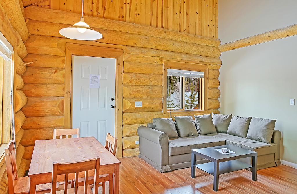 Lac Le Jeune Wilderness Resort Kamloops Bilik gambar